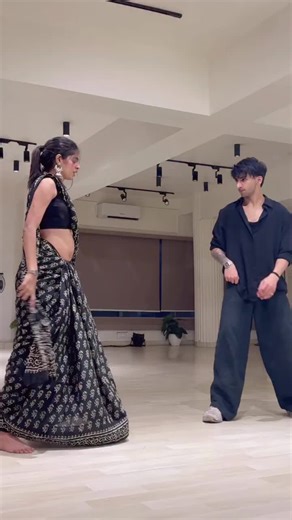 Saree ke fall sa 😍🕺✨💃❤️#dance #foryou #salman_3d | dance