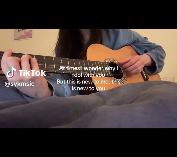 Location - Khalid Acoustic Cover Performance