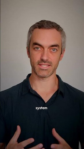 The 4-part system for talking to AI (role, task, format, tone)