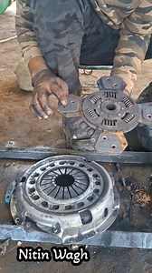 John Deere Clutch Overhaul! 🚜🔧 #agriculture #tractor #engineering #mechanic #johndeere #mechaniclife #facebookreels | Nitin Wagh