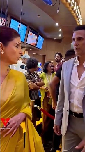 Akshay Kumar's FUNNIEST Moments with Twinkle Khanna