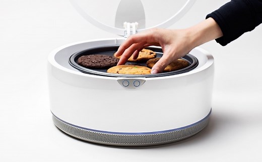 The CHiP Smart Cookie Oven, A Smart Countertop Device That Bakes Cookies in Ten Minutes