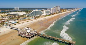 13 Florida Beach Towns Where Couples Can Live on Social Security Alone