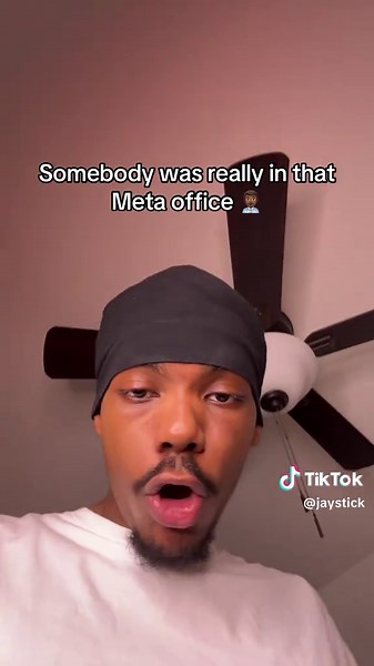 People see your name under a reel and immediately start writing a whole Tyler Perry script in their head 😂 #friendsgiving #thanksgiving