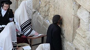 A reading of Matthew 24. In times like this it is important that we read what Jesus had to say about the end times. Here’s a reading, and reflection on Matthew 24. #biblepassageoftheday | The Pentecostals | Facebook