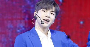 Kang Daniel Sets An Official New Record By Selling Over 460,000 Albums In First Week