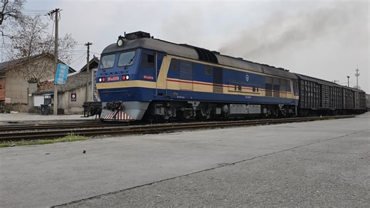 【且看且珍惜】DF8B-5318开45887绵竹二道发车