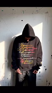 Here's an idea for painting on clothes using bleach! | Create Life