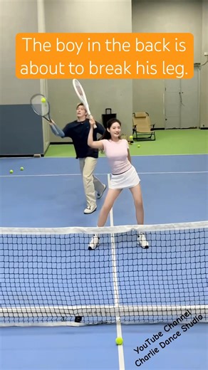 🤣Whoever receives the key ball can rest. #dancesport #dance #chinesedancer