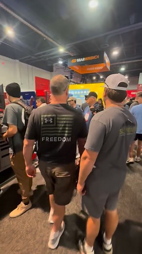 It's PARTY TIME in the Homak booth at SEMA! #homaktoolboxes #toolbox #SEMAShow2025 | Homak | Facebook