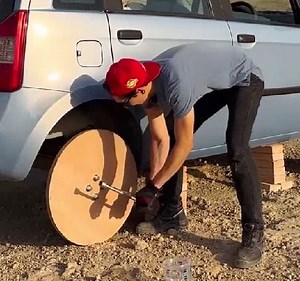 804K views · 769 reactions | Experiment mit dem hölzernen Rad! Es hat besser funktioniert, als wir dachten! | 5-Minuten Tricks | Facebook