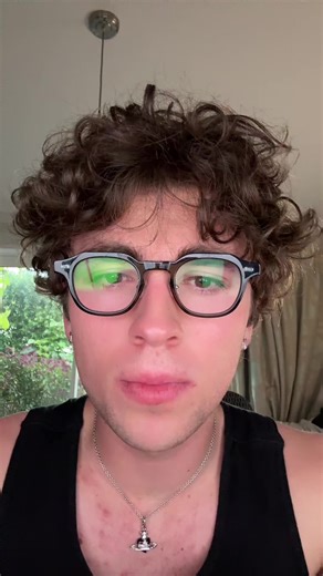 document.querySelector(