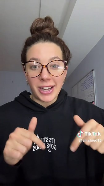 This is for my Kansas City girls in your 20’s-30’s! Let’s work on being better about getting out and doing things IN PERSON instead of behind a screen🫶 #kansascity #kcmo #girlsgroup #forgirls #community