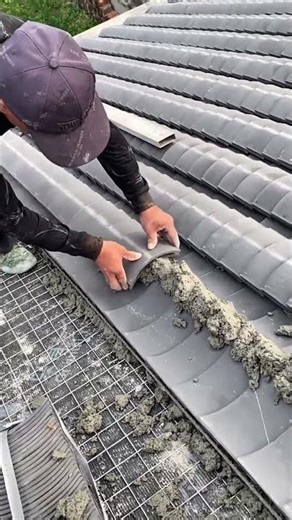 Stacking roof piles and using hand installation techniques on smart roof sections of houses #popular