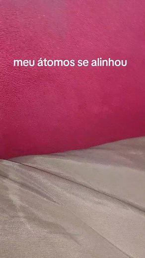 Átomos se Alinhando: Um Fenômeno Inesperado