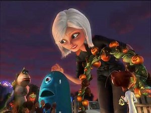 Ginormica stomps Bob | Mutant Pumpkins from Outer Space (2009)