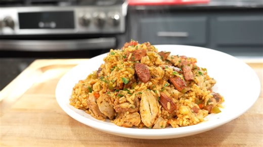 This chicken & sausage jambalaya is pure comfort food