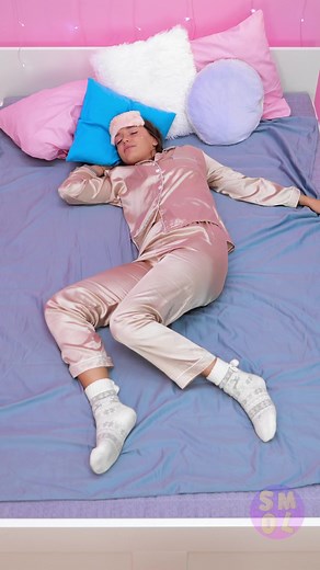 13K views · 389 reactions | Super elastic band sheet that won't go anywhere on your bed || TikTok life hacks and things | SMOL | Facebook