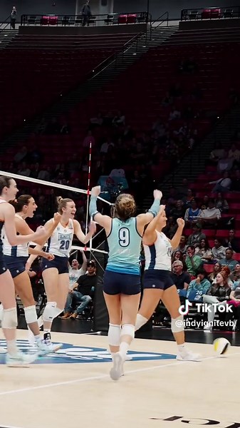 Who You Gonna Call? Exploring the Squint Meme