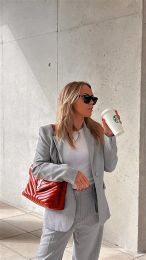 Yolanda Claramonte on Instagram: "OOTD # 🌹"