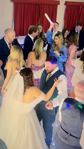 April has been a madness so far for the 1 Entertainment team 朗 Raise your glass for all our newlyweds and everyone that choose to party hard with us this last month 壟 An amazing amount of weddings, parties and events across so many stunning venues 殺 Thank you to all our customers for putting their faith in the 1 Entertainment team to bring the party ❤️ www.1entertainment.co.uk | 1 Entertainment | Facebook