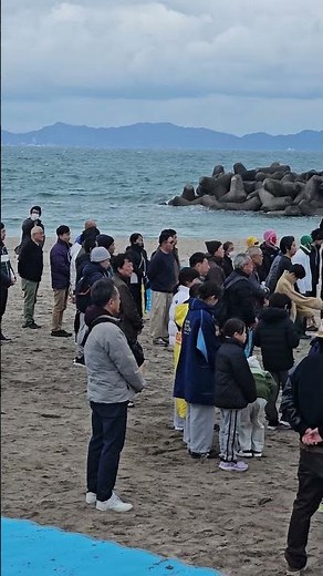 米子市皆生海岸寒中水泳①（オープニング）