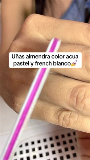 Uñas color pastel
