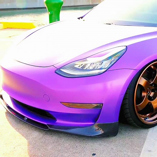 Luxury Car Comparison: BMW X5 vs Tesla Model Y