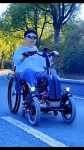 Double motor twin battery wheelchair trailer. #wheelchair #sportswheelchair #activewheelchair #wheelchairlife #wheelchairtrailer #batec #strike #pandhora #triride | Yunduan Mobility Limited