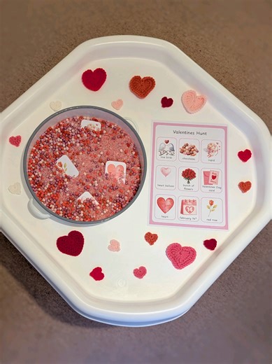 FREEBIE: VALENTINE'S HUNT 💕 A little #fridayfreebie for you - a Valentine's Hunt! Hunt sheet and guide with ways to play up now as a free download in my shop (link in bio). Hide the cards in a sensory base like this or around your indoor space. I've also uploaded two other Valentines-themed files this week: maths and English linked to the KS1 curriculum. #printables #printableresources #valentinesplay #learningthroughplay • printables • printable resources • learning through play • • valentines