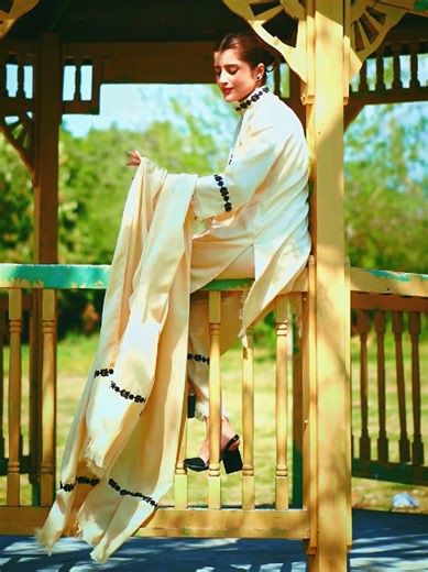 Season End Clearance Sale 🌻💫 Unstitched : 2499 2 pc 2999 3 pc Stitched : 3299 2 pc 3999 3 pc Available in all sizes Transparent Packaging. Cash on Delivery available. #wdr #wintersale #polywool #whitedress