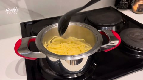 How to Prevent Your Pasta from Sticking Together