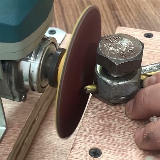 Millions of people don't know this secret drill bit sharpening hack (super sharp) #diy #woodworking