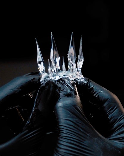 wAw Creator on Instagram: "3D printing the Morgan le Fay figure using my Anycubic Resin Printer. Look at the sharp details and smooth surface of the resin parts! #Anycubic #3DPrinting #ResinPrinter #FGOFigure #3DPrint"