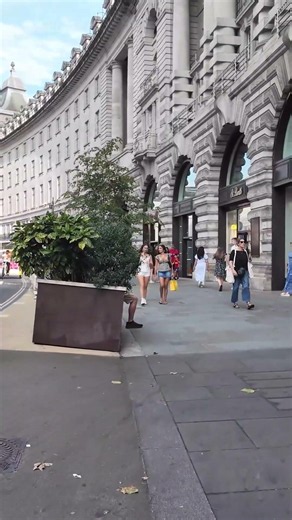 London Weather Hit Different Today! ☀️ Regent Street Walk