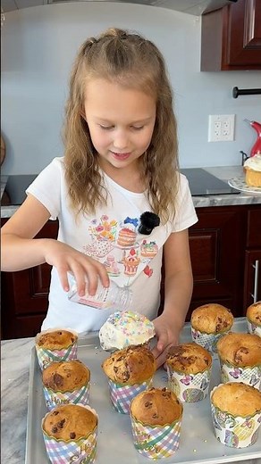Mini Easter Bread AKA Paska. #easterbread #паска #easterfood #bakingwithkids #tinychefadventures