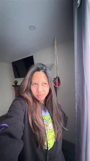 Día 43 🇨🇦 - hoy tuvimos otra tormenta que nos mantuvo en casita ✨ así que no pasó mucho. Solo andamos manifestando esa chamba ideal 😌 #contentcreator #vlog #canada #internationalstudent #livingabroad