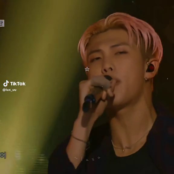 RUN - BTS Lyric Video with Sub Español