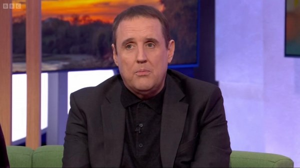 Peter Kay makes rare TV appearance as he gives tour announcement
