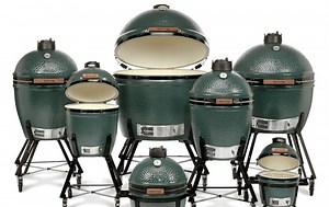 Big Green Egg Medium vs Large: Choosing the Right One!