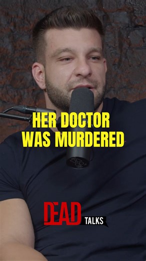 The mother of comedian Nick Simmons died shortly after her doctor was killed. He tells the story of how positive this doctor was and when the new doctor came in singing a different tune everything went downhill. The power of the words we choose to use and take in is incredible. From episode 115. #podcast | DEAD Talks