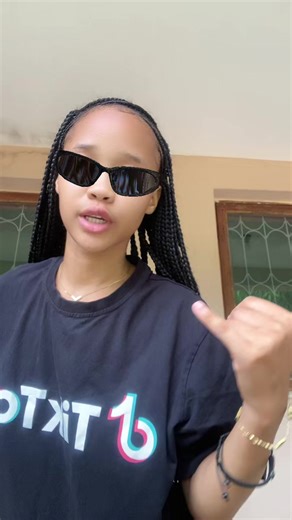 Faço dinheiro com letra😂😭#fyp #foryoupage @Ying💋 @Chen Ying123