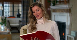 Note to Self: Gisele Bündchen reflects on self doubt and her road to stardom