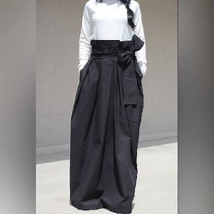 Long Black Ribbon Skirt with Pockets, Plus Size Ball Gown Skirt with High Waist https://Kotyto.etsy.com/listing/235461952/long-black-ribbon-skirt-with-pockets-pl?utm_campaign=Share&utm_term=so.lmsm&share_time=1702836096 | Kotyto_stylelab