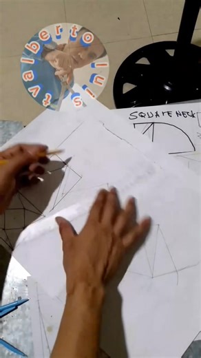 Square to square twisted reducer #fabrication #tutorial #hvac #followerseveryone #followersreelsfypシ゚viralシfypシ゚viralシal | Alberto Luis