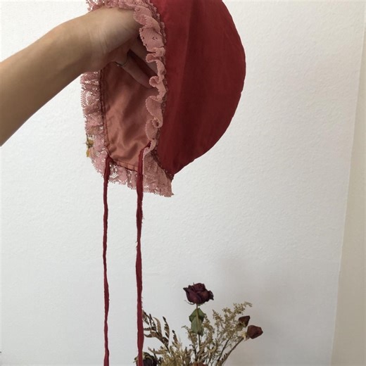 Pointed pixie/prairie bonnet — 1960s cotton remnant... | Depop