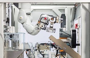 Ecco Daisy, il nuovo robot Apple che smonta gli iPhone per il riciclo