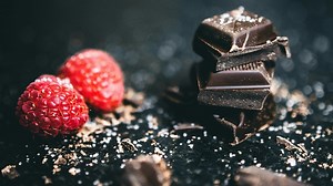 Is chocolate really good for women? Let's talk