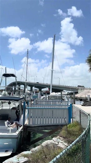 Atlantis in Nassau Bahamas bridge