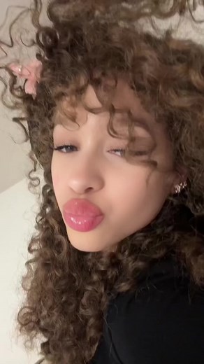 @ari 🇩🇴 ] 💙 Audios for baddies #CapCut #fyp #foryoupage #viral #greenscreen #audiogirl #greenscreen #audios #baddies